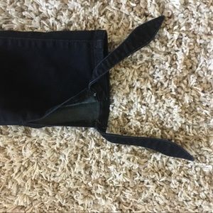 GAP Jeans - GAP size 28 Favorite Jegging Jeans with Ankle Ties GAP Jeans - GAP size 28 Favorite Jegging Jeans with Ankle Ties